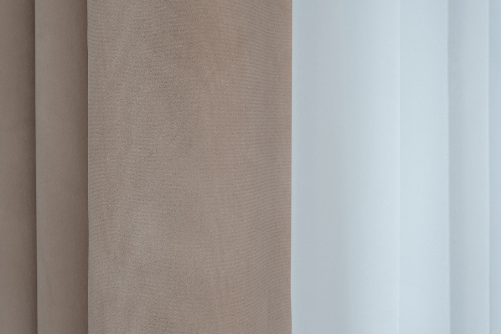 Портьера Silky на подкладе 275х260см бежевая 3