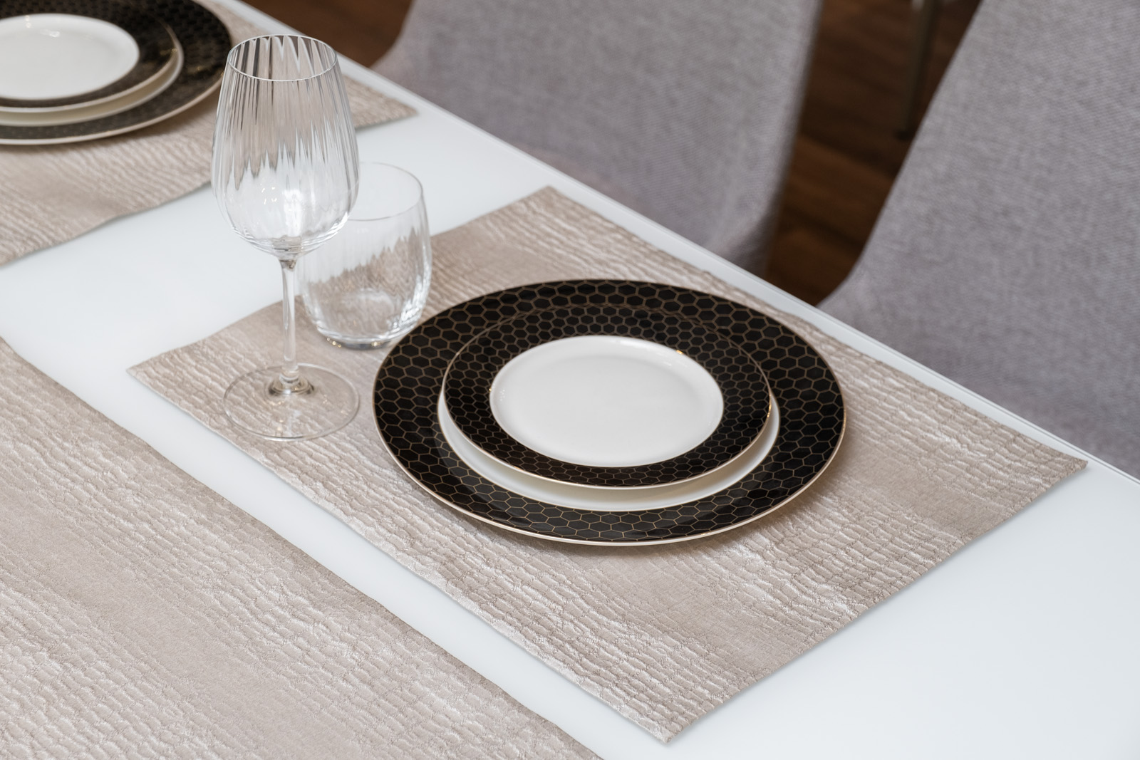 Набор для сервировки стола Manson дорожка 50х180см и две салфетки 33х45см 2