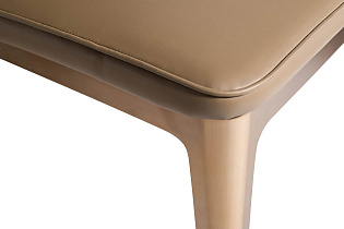 Стул обеденный бежевый