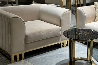 Кресло Lucerne велюровое бежевое