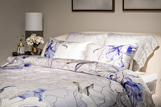 Комплект постельного белья "Ирисы" тенсель 220х200см с наволочками 50х70см