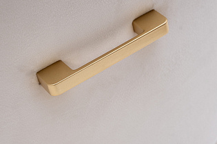 Стол журнальный с пуфом