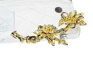 Поднос стеклянный с золотым цветком 2 (превью)