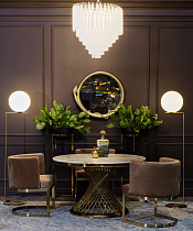 Стул на металлическом каркасе светло-коричневый