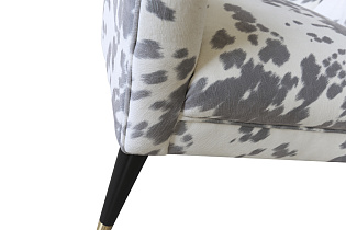 Кресло серо-белое с ушками