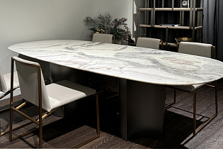 Стол обеденный мраморный с колоннами