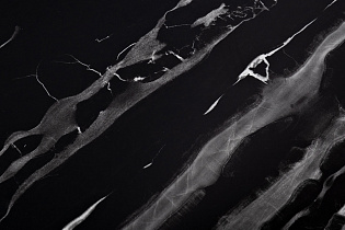 Стол обеденный Неро Аликанто (Nero Alicanto) искусственный мрамор/хром