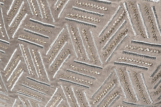 Подушка декоративная с бисером «Плетенка» серебро 2 (превью)