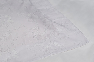 Комплект постельного белья "Лоренцо" белый 145х210см с наволочками 50х70см