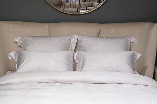 Комплект постельного белья "Лоренцо" белый 145х210см с наволочками 50х70см