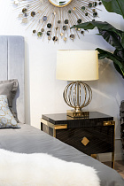 Настольная лампа золотая