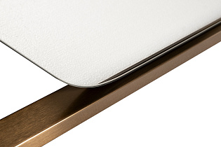 Зеркало декоративное абстрактной формы