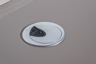 Стол письменный овальный