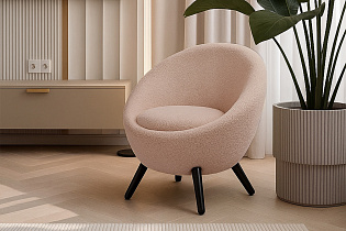 Кресло розовое искусственный каракуль