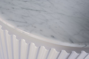 Тумба под телевизор Лучано (Luciano) с мраморной столешницей