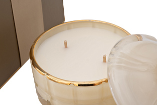 Свеча ароматическая Blonde Vanilla в вазе в упаковке