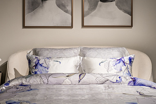 Комплект постельного белья "Ирисы" тенсель 220х200см с наволочками 50х70см