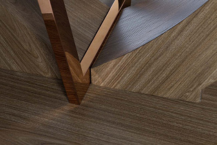 Стол обеденный со стеклом