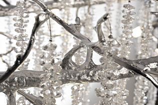 Люстра со стеклянными подвесками цвет серебро