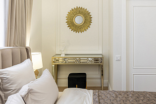 Консоль зеркальная