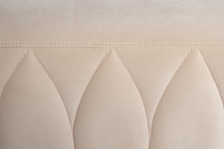 Кресло Lucerne велюровое бежевое