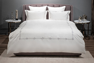 Комплект постельного белья «Арктик» с вышивкой семейный 145х210см серый 1 (превью)