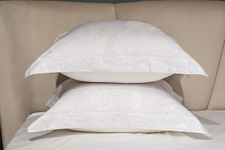 Комплект постельного белья "Лоренцо" белый 145х210см с наволочками 50х70см