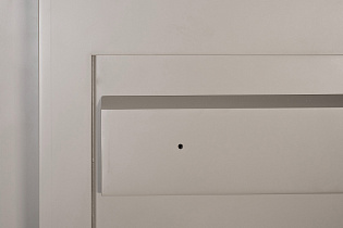 Зеркало настенное в раме матовый никель