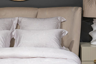 Комплект постельного белья "Лоренцо" белый 220х200см с наволочками 50х70см