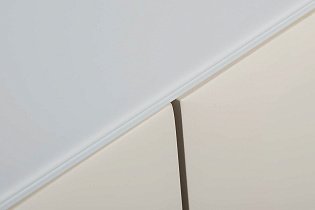 Тумба под телевизор Quadro с дверцами и ящиками